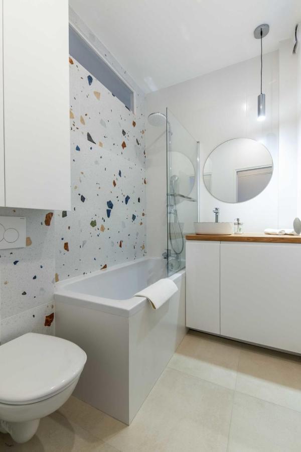 2-Bedroom Apartment With Balcony Near Hippodrome Довиль Экстерьер фото
